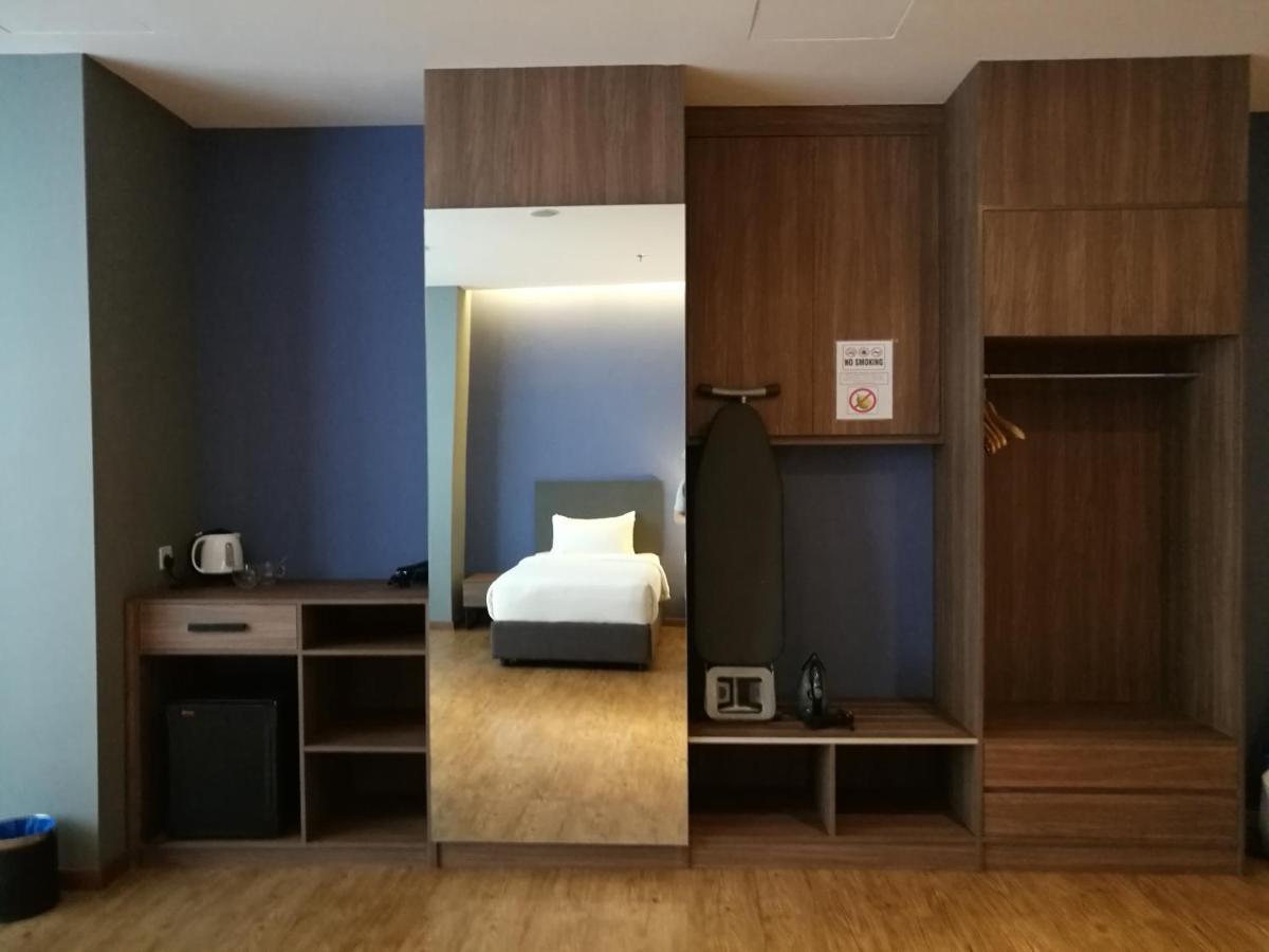 Imperial Cozy Suite Near Kerinchi Lrt & Midvalley 吉隆坡 外观 照片